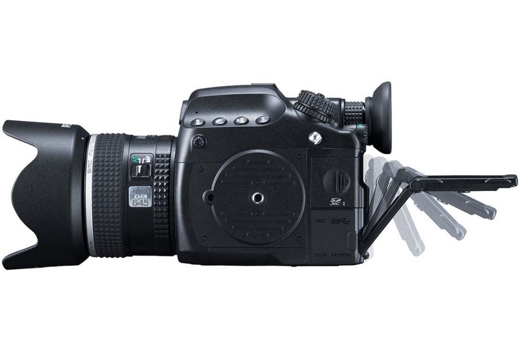 Pentax 645Z Digital SLR Camera Body Kit, Black, 16-img-2
