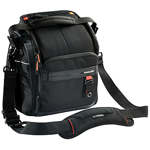 Vanguard Quovio 26 Shoulder Bag | Free Shipping over $49!