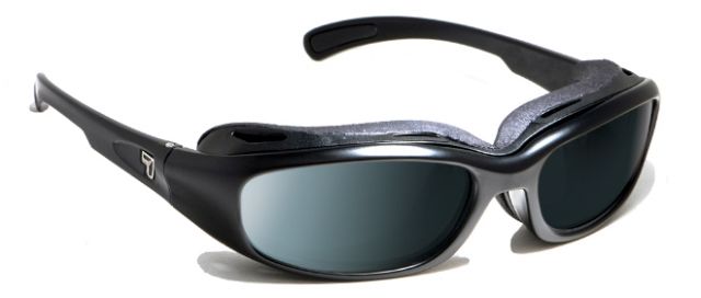 7 Eye Churada AirShield SunglassesMatte Black FrameSharpView Polarized Gray LensS-M - 7Eye By Panoptix