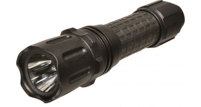 AimShot 550 Lumen Cree LED Flashlight Kit with Mounts Rail Mounted Pressure Switch - Aimshot