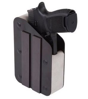 BenchMaster Single Gun Pistol Rest Magnetic Strip
