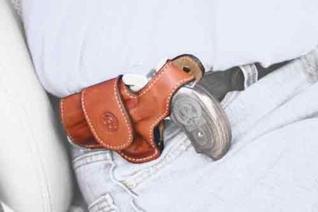Bond Arms Driving Leather Holster Bond Derringers 3.5in Left Hand Tan - Bond Arms