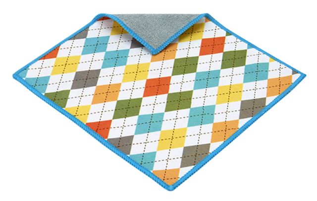 Carson Double-Sided MicroFiber Lens Cleaning ClothSpring Argyle 01 - Carson