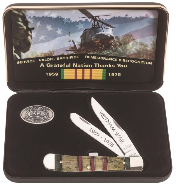 Case Vietnam War Gift Set - Smooth Natural Bone w/Green Yellow and Red Color Wash Trapper Blade 6254 SS in Jewel Box - Case