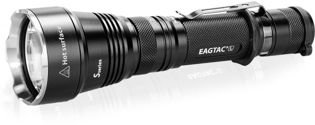 EAGTAC USB Rechargeable S25LR XHP35 Hi Output Flashlight Kit Crenellated SS Bezel Diffuser Holster Black 1870 lm - Eagtac