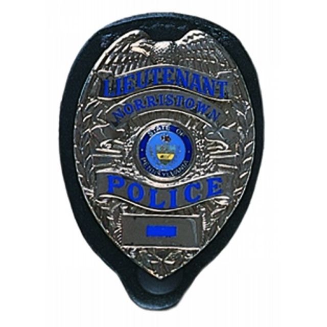 Gould & Goodrich Clip-On Oval Badge Holder Black - Gould & Goodrich