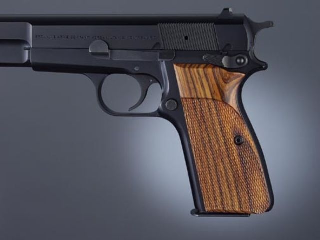 Hogue Browning Hi-Power Coco Bolo Checkered