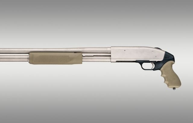 Hogue Mossberg 500 12 Gauge OverMolded Tamer Shotgun Pistol Grip and Forend - Hogue