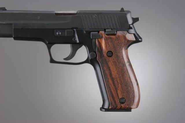 Hogue SIG Sauer P226 Coco Bolo Checkered