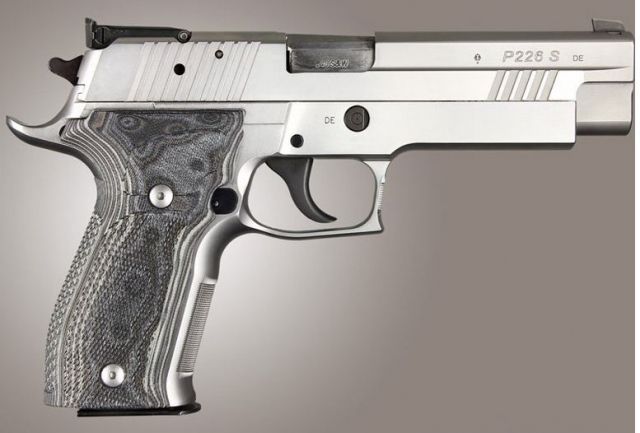 Hogue SIG Sauer P226 DA/SA Allround Checkered G10 G-Mascus Black/Gray Black/Grey - Hogue