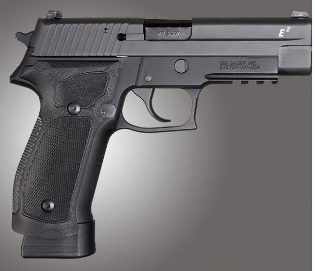 Hogue SIG Sauer P226 DA/SA Magrip Checkered G10 Solid Black Black - Hogue