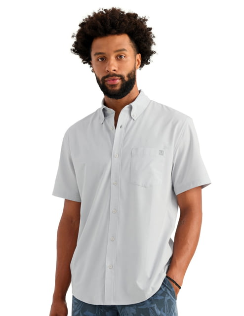 HUK Performance Fishing Kona Solid Short Sleeve - Men's Seagull Medium