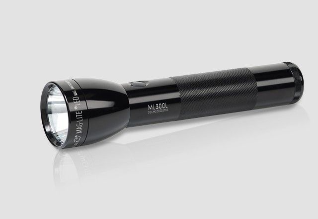 Maglite 3rd Gen 2DCell LED Flashlight524 Lumens Black ST23015 - Maglite