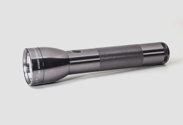 Maglite 3rd Gen 2DCell LED Flashlight524 LumensGray ST23095 - Maglite