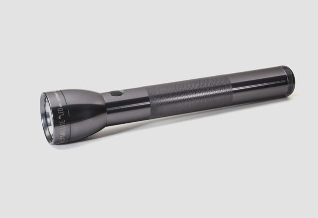 Maglite 3rd Gen 3DCell LED Flashlight625 LumensGray - Maglite