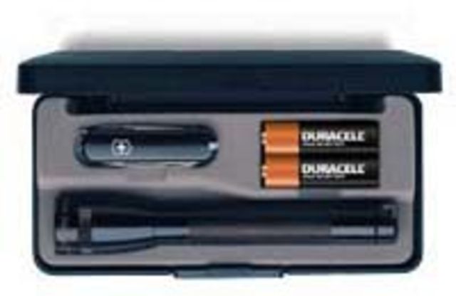 Maglite Classic Combo - Victorinox Swiss Army Knife and Mini Maglite AAA Flashlight - Maglite