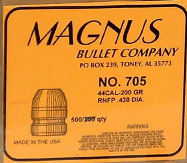 Magnus 44-200-RNFP 500 count bullets - Magnus