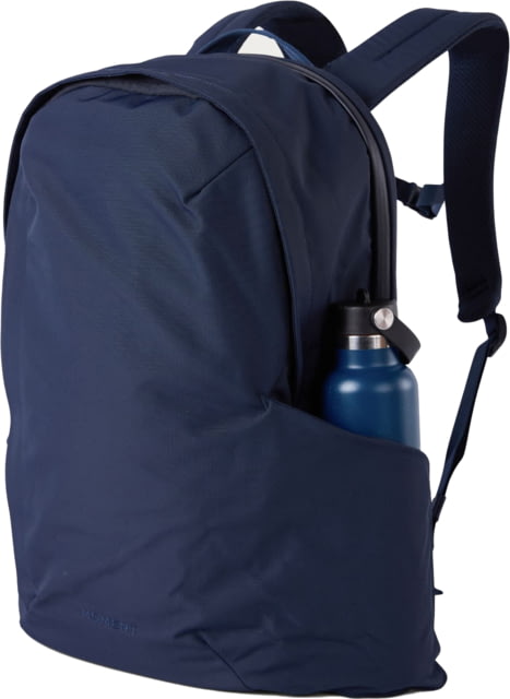 Moment 17L Everything Backpack Navy - Moment