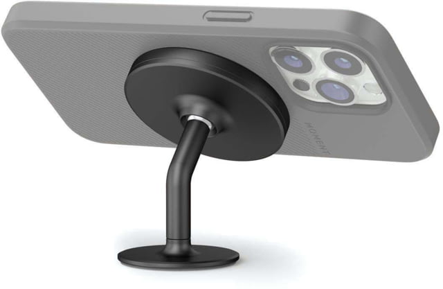 Moment Adjustable Dash Car Mount For MagSafe Black - Moment
