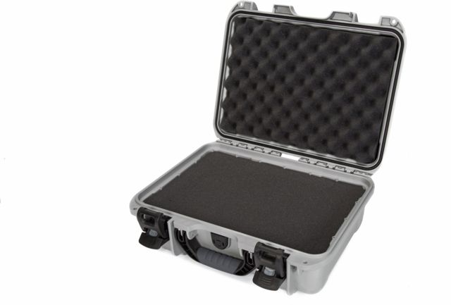 Nanuk 920 Water/Crush Proof Case - Silver - Nanuk