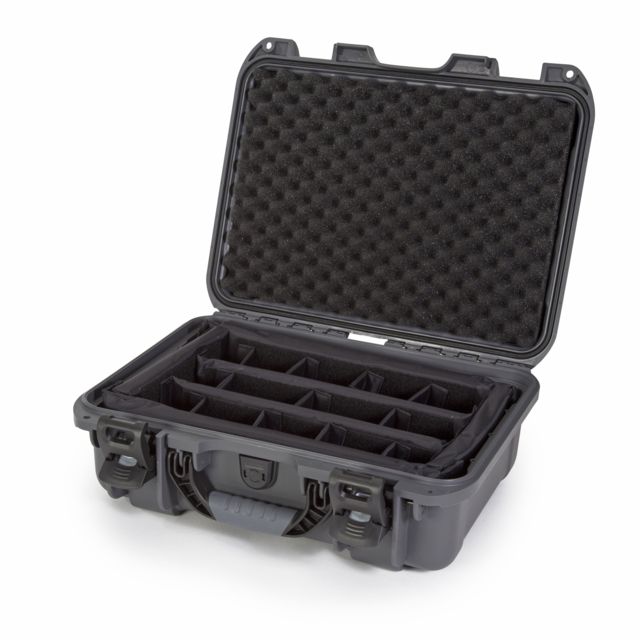 Nanuk 920 Protective Case w/Padded Divider Graphite Medium - Nanuk