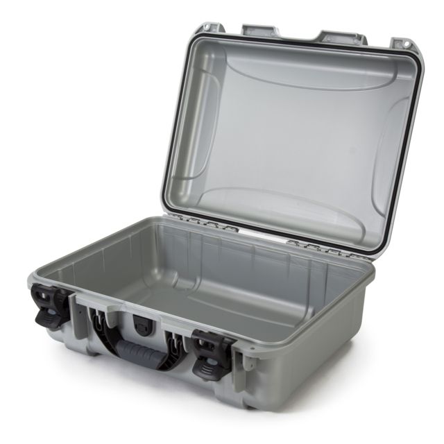 Nanuk 930 Hard Plastic Case Silver Medium - Nanuk