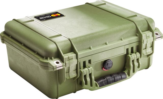 Pelican  Protector Waterproof Crushproof Medium Case OD Green no Foam - Pelican