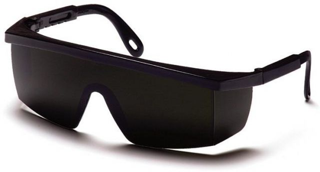 Pyramex Integra Safety Glasses - 5.0 IR Filter Lens Lens Black Frame - Pyramex