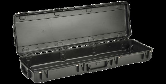 SKB Cases Seres Injecton Molded Ml-Standard Waterproof - Case 50inx14inx6in W/Wheels Empty - Skb Cases