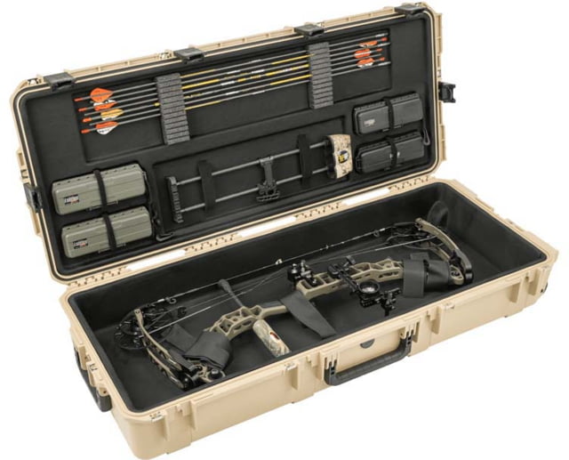 SKB Cases Seres Large Bow Case Tan Black Plush