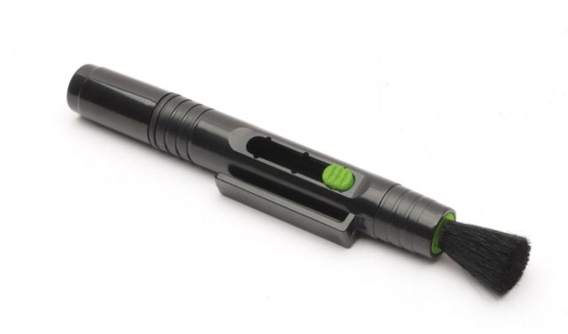 SME Lens Cleaning Pen - Shooting Made Easy