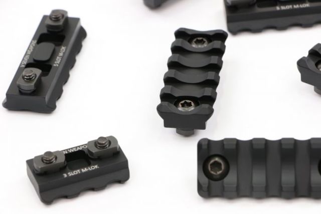 V Seven Lightweight M-Lok Rail Section 5 Slot - V Seven