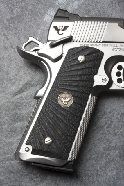 Wilson Combat Grips Full-Size Gray G-Mascus Starburst Pattern Black - Wilson Combat