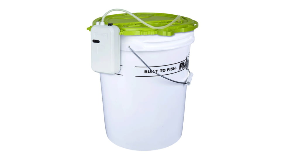 Flambeau 5 Gal Insulated Bait Bucket with Deluxe Aerator, 6085FA
