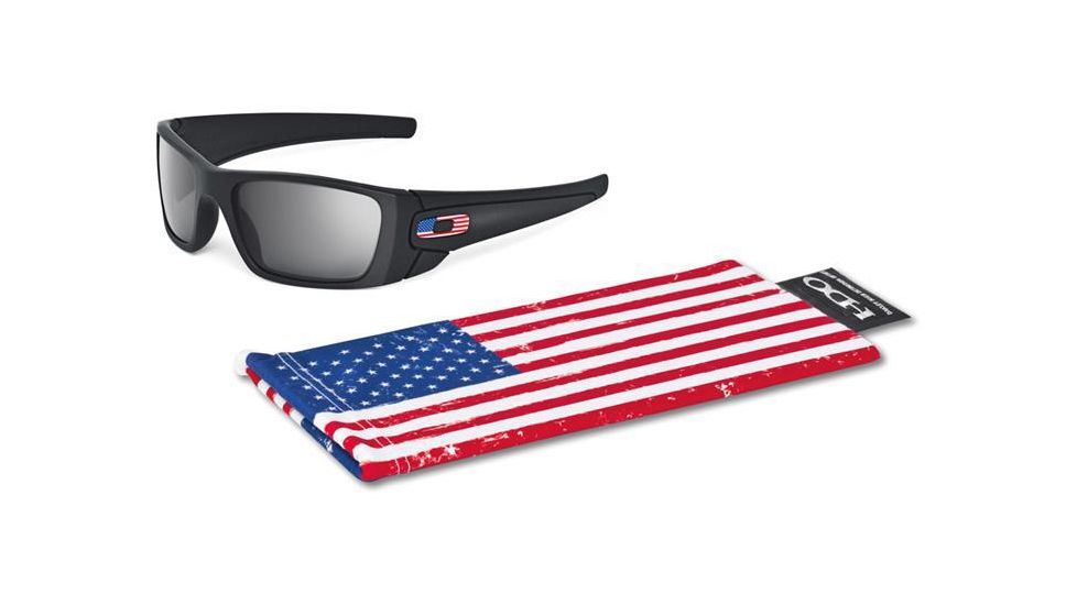 Oakley SI Fuel Cell Sunglasses, Matte Black/US Flag Frame, Grey Lens OO9096-38