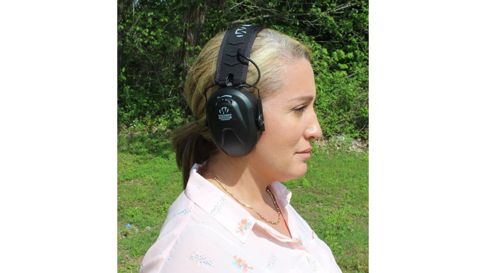 Walkers Razor Compact Electronic Youth &amp; Women Ear Muffs, 23 dB NRR, Black, GWP-CRSEM