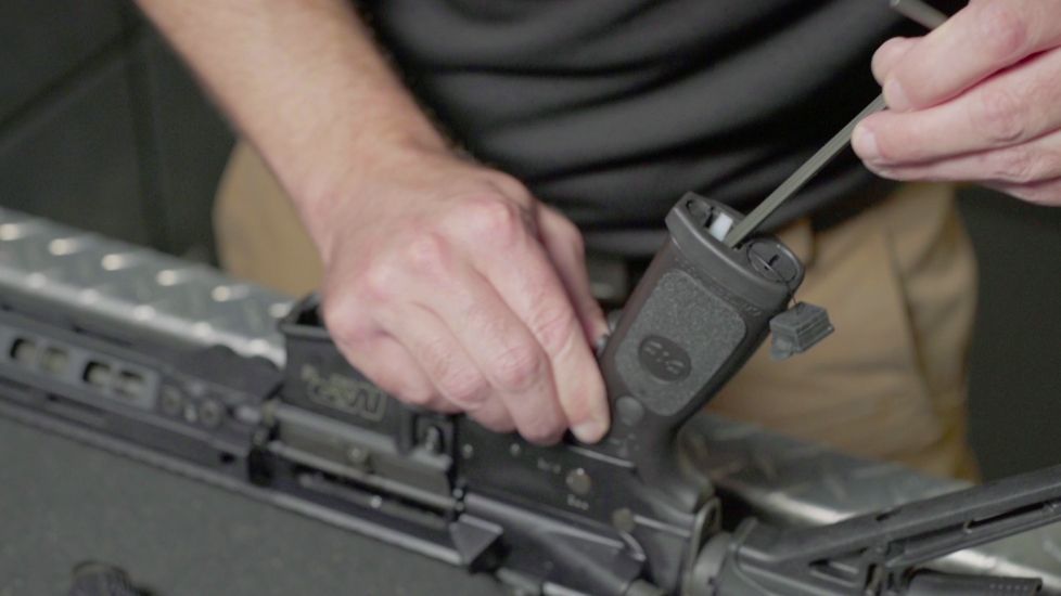 LiNQ Grip Installation