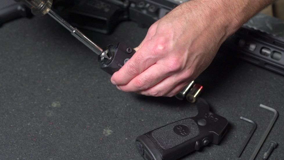 battery installation on LiNQ laser