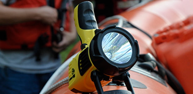 streamlight spotlights