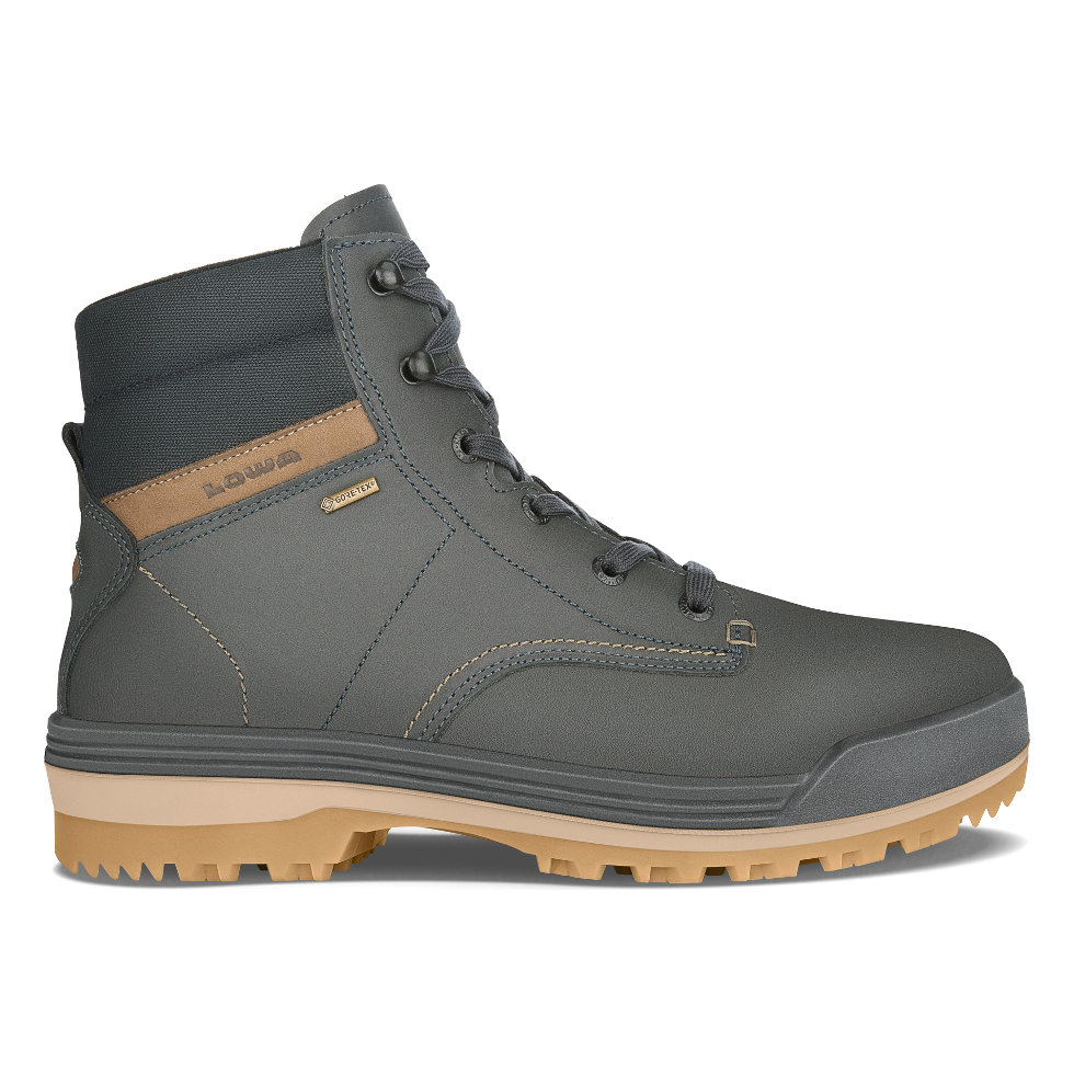 lowa winter shoes