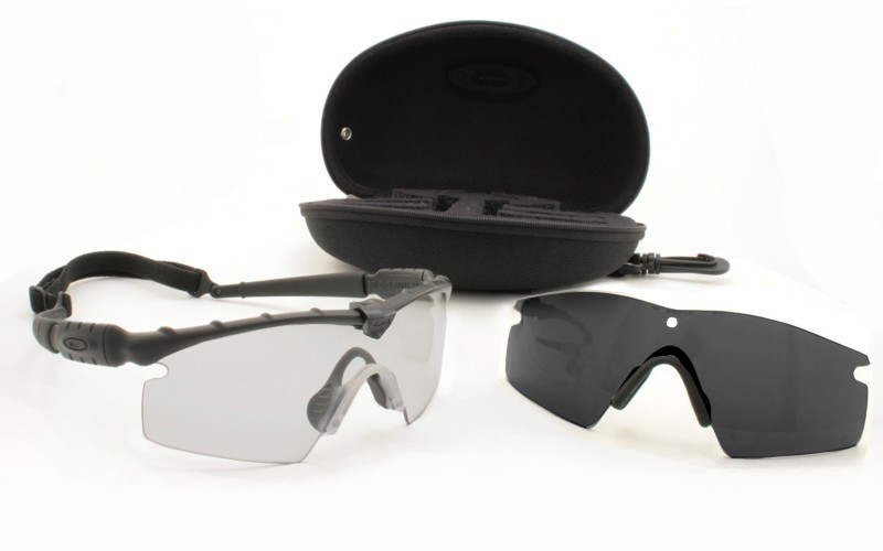 Oakley si ballistic m frame 2.0 sales strike with black frame and photochromic lens