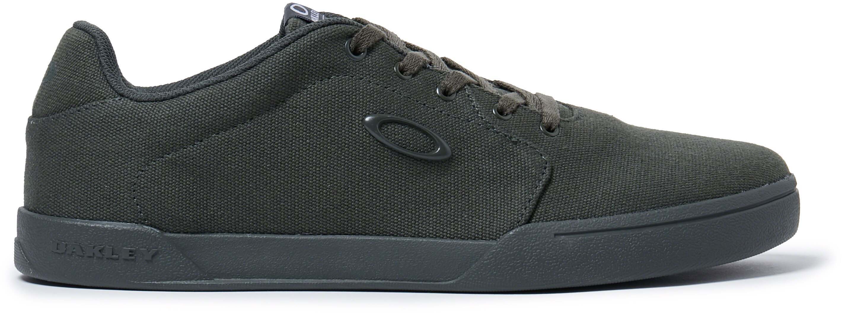 oakley canvas flyer sneaker