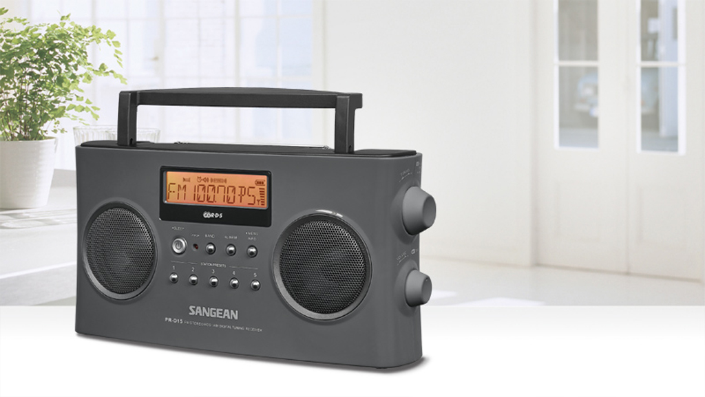 AM/FM Stereo Digital Tuning Pocket Radio in Gray